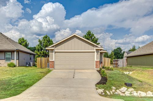 13010 Sorrento Bay Dr, Willis, TX, 77318-1014 | Card Image