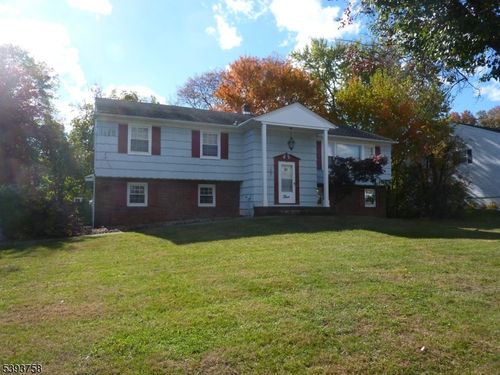 3 Barbara St, Parsippany, NJ, 07054-2902 | Card Image