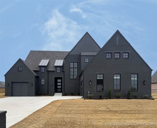 16516 S 1st East Ct, Glenpool, OK, 74033-5327 | Card Image