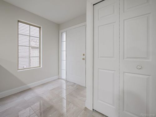 1730 E Woodruff Ave, Hazel Park, MI, 48030-1932 | Card Image