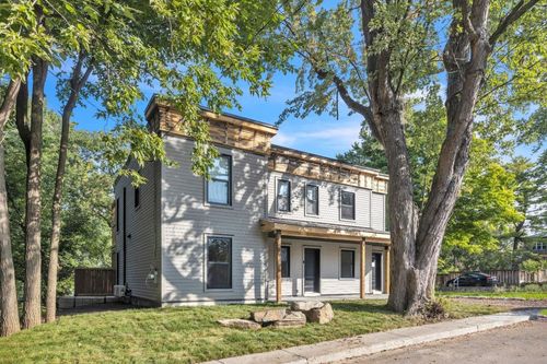 21 Rue Blondin, Laval, QC, H7L1J7 | Card Image