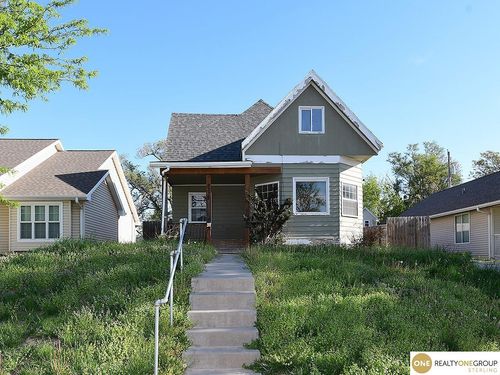 3338 Manderson St, Omaha, NE, 68111-2834 | Card Image
