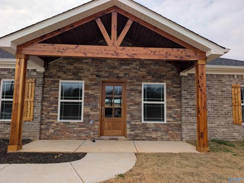 102 Treva Ln, Hazel Green, AL, 35750-9476 | Card Image