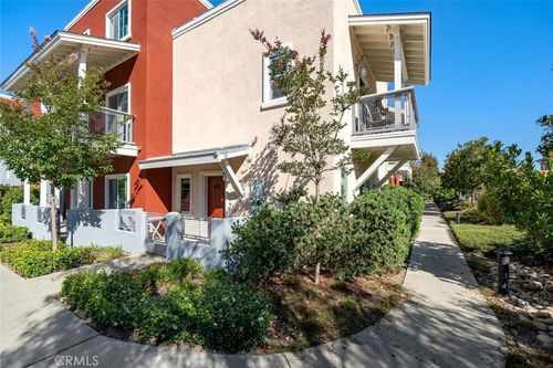 880 Lawrence Dr, San Luis Obispo, CA, 93401-5716 | Card Image