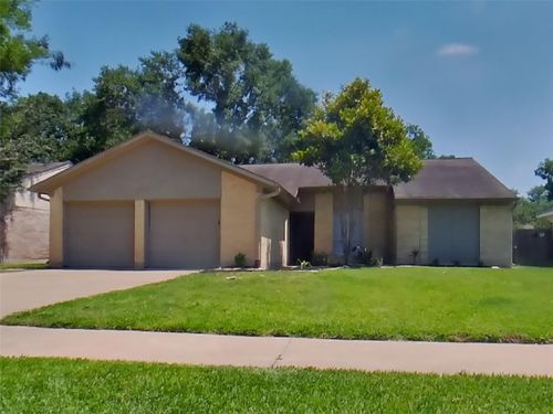 15802 Echo Canyon Dr, Houston, TX, 77084-3119 | Card Image