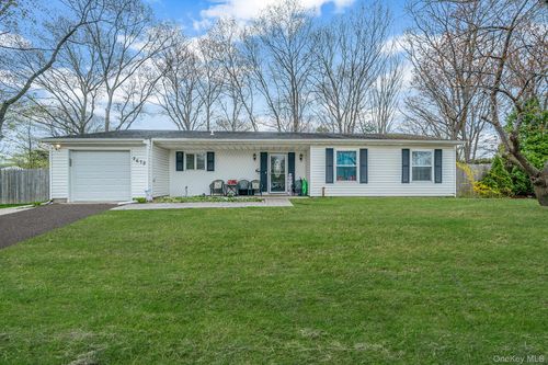 2679 Heather Ave, Medford, NY, 11763-2056 | Card Image