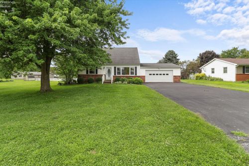 1520 N Ponderosa Dr, Port Clinton, OH, 43452-2948 | Card Image