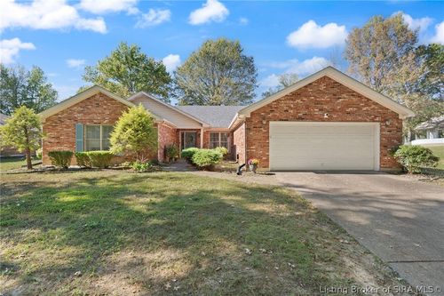 1711 Nole Dr, Jeffersonville, IN, 47130-6154 | Card Image