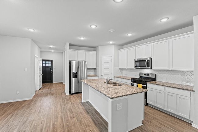 10718 Soapberry Ct, House other with 4 bedrooms, 3 bathrooms and 3 parking in Tomball TX | Image 8
