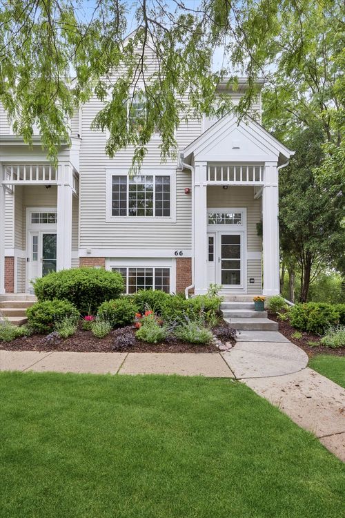 66 Cherbourg Ct, Wheeling, IL, 60090-6773 | Card Image