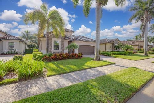 9254 Veneto Pl, NAPLES, FL, 34113-7721 | Card Image