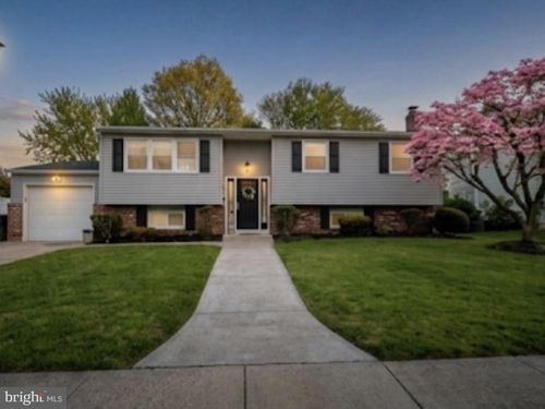16 Peachtree Ln, BURLINGTON, NJ, 08016-2304 | Card Image