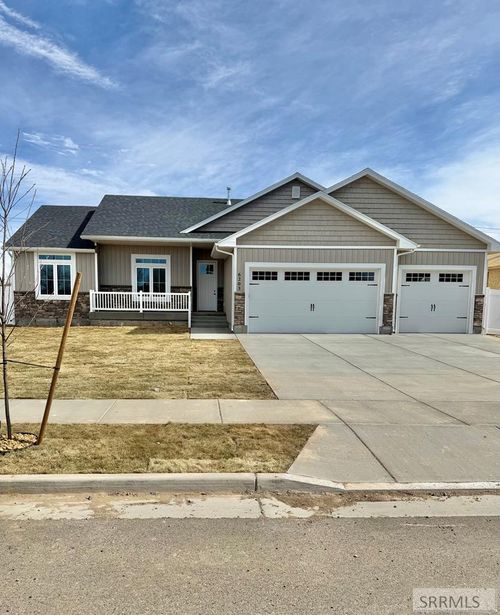 6203 Maggie Dr, Idaho Falls, ID, 83402-1327 | Card Image
