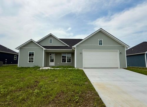 472 Pinehurst Way, Harrodsburg, KY, 40330-8429 | Card Image