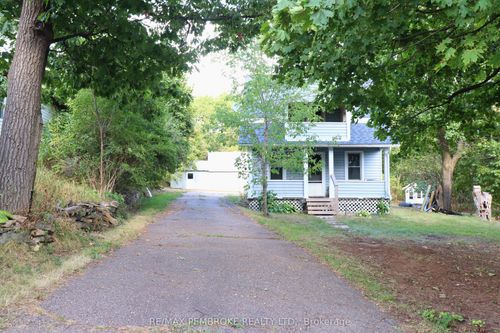 1796 Mill St, Renfrew, ON, K0J1T0 | Card Image