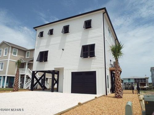 118 Dolphin Drive, Holden Beach, NC, 28462 | Card Image