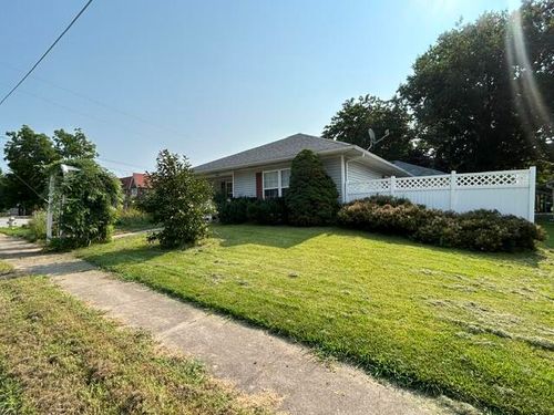 914 West Ave, Fulton, MO, 65251-1940 | Card Image