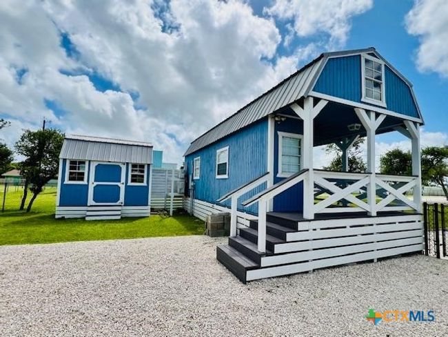 1303 W Adams Ave, House other with 1 bedrooms, 1 bathrooms and null parking in Port O Connor TX | Image 8
