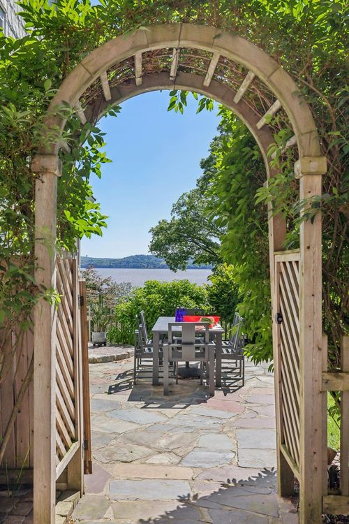 109 Orchard Ter, Piermont, NY, 10968-1019 | Card Image