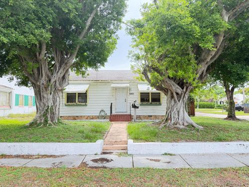 6901 Garden Avenue, West Palm Beach, FL, 33405 | Card Image