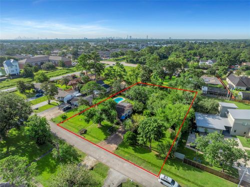 9017 Kerrwood Ln, Houston, TX, 77080-5505 | Card Image