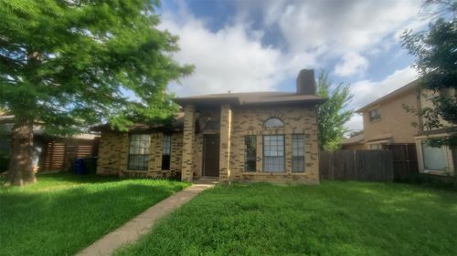 11805 Eloise Dr, Balch Springs, TX, 75180-1357 | Card Image