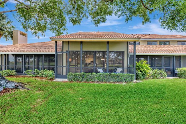 295 Old Meadow Way, Condo with 2 bedrooms, 2 bathrooms and null parking in Palm Beach Gardens FL | Image 52