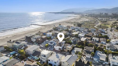 999 Waterbury Ln, Ventura, CA, 93001 | Card Image