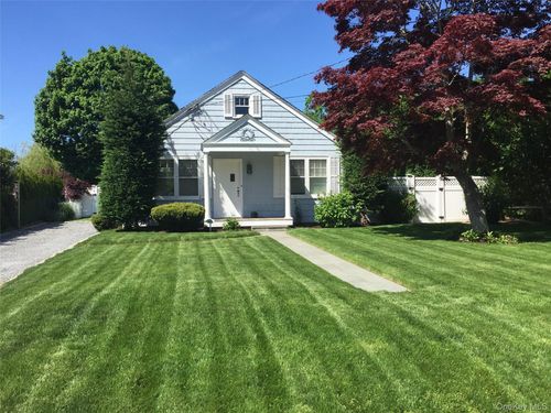 45 Cooper St, Southampton, NY, 11968-4058 | Card Image
