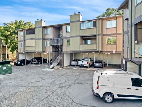 1-2085 Highview Ct, Reno, NV, 89512-1863 | Card Image