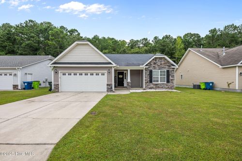 304 Station House Rd, New Bern, NC, 28562-6086 | Card Image