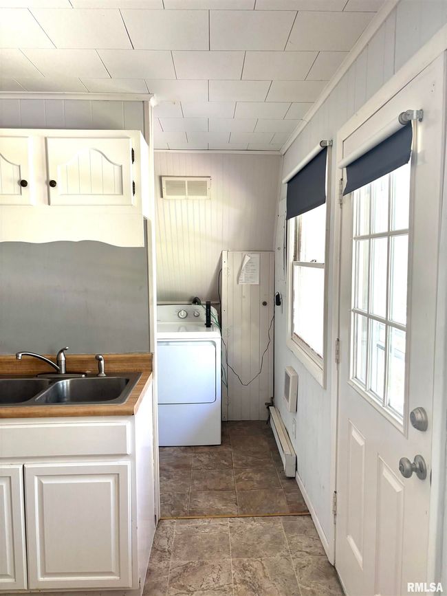 286 Kochs Ln, House other with 2 bedrooms, 2 bathrooms and null parking in Meredosia IL | Image 55