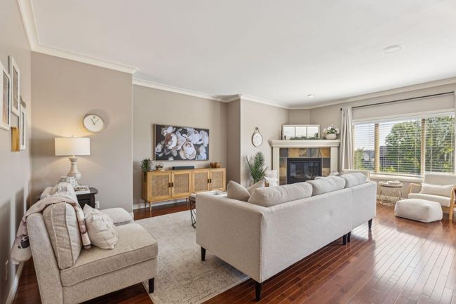 316 Everbrook Way Sw, House other with 4 bedrooms, 4 bathrooms and 4 parking in Calgary AB | Image 16