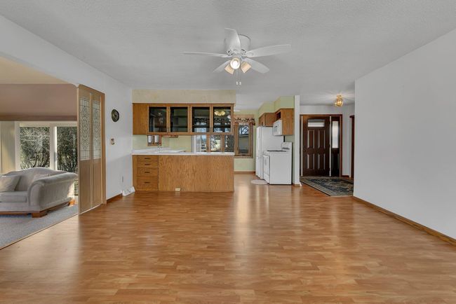 Dining Room - Open to kitchen, living room and sunroom | Image 10