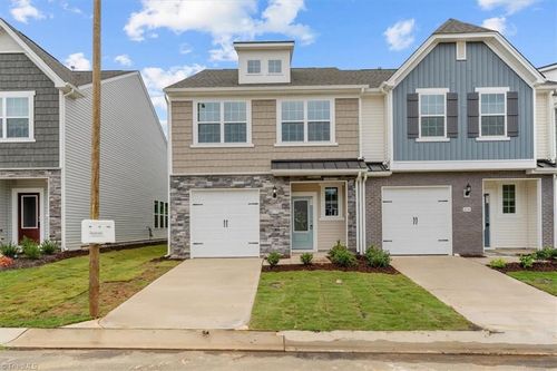 2112 Willow Glen Dr, Graham, NC, 27253-4717 | Card Image