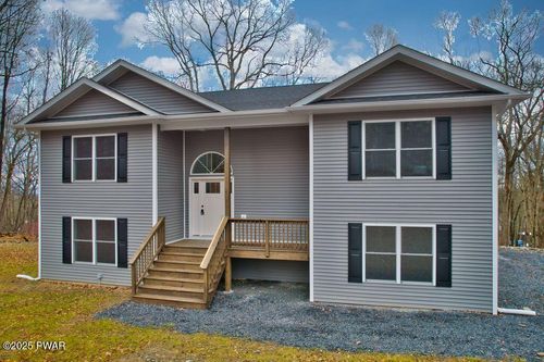 146 Larch Dr, Milford, PA, 18337-7352 | Card Image