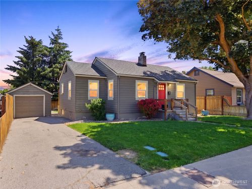 441 Pearl Street, Wenatchee, WA, 98801 | Card Image