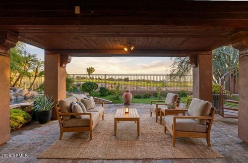 10453 E Acoma Dr, Scottsdale, AZ, 85255-1712 | Card Image