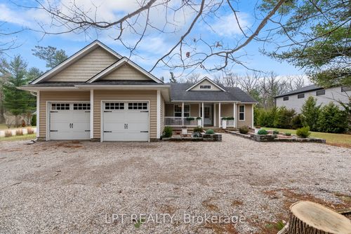 10023 Jenna Rd, Grand Bend, ON, N0M1T0 | Card Image