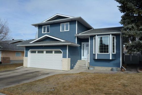 1336 Meadowbrook Dr Se, Airdrie, AB, T4A2B3 | Card Image