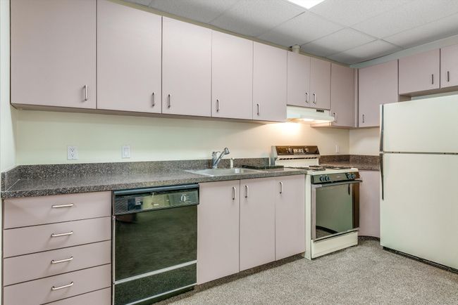 2nd lower level kitchen | Image 29
