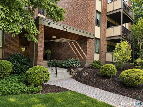 c3-799 Prospect Avenue, West Hartford, CT, 06105 | Card Image