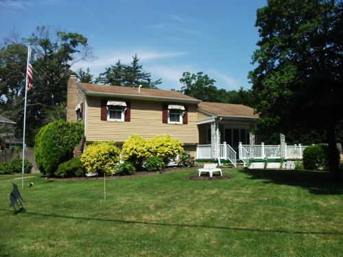 703 Breakers Ave, Absecon, NJ, 08201-1602 | Card Image