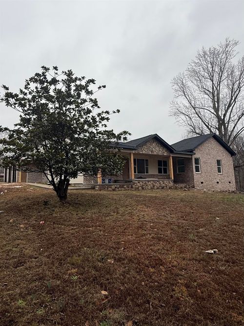 20 Arnold Ln, Florence, AL, 35633-7164 | Card Image