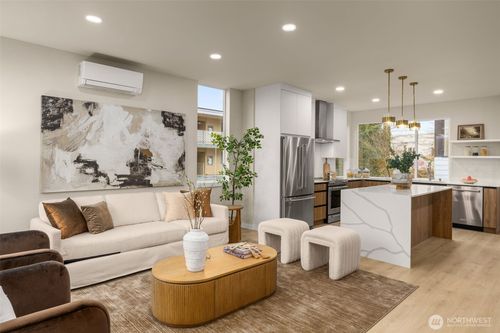 1012 Ne 70th St, Seattle, WA, 98115 | Card Image