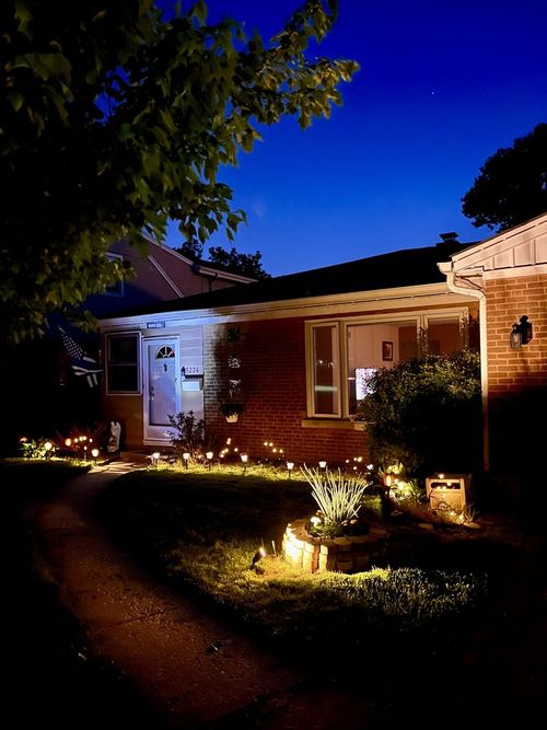 5224 Wolf Rd, Western Springs, IL, 60558-1819 | Card Image