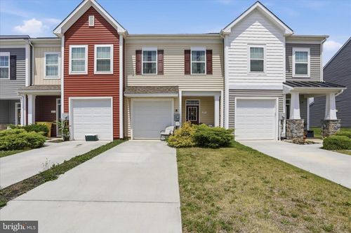25 Sullyruth Ct, BUNKER HILL, WV, 25413-3107 | Card Image