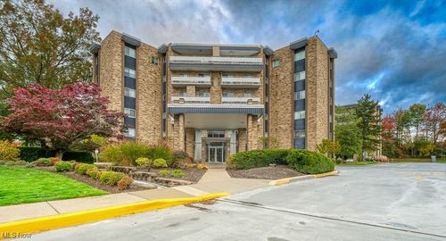 apt-319-2112 Acacia Park Dr, Lyndhurst, OH, 44124-3850 | Card Image