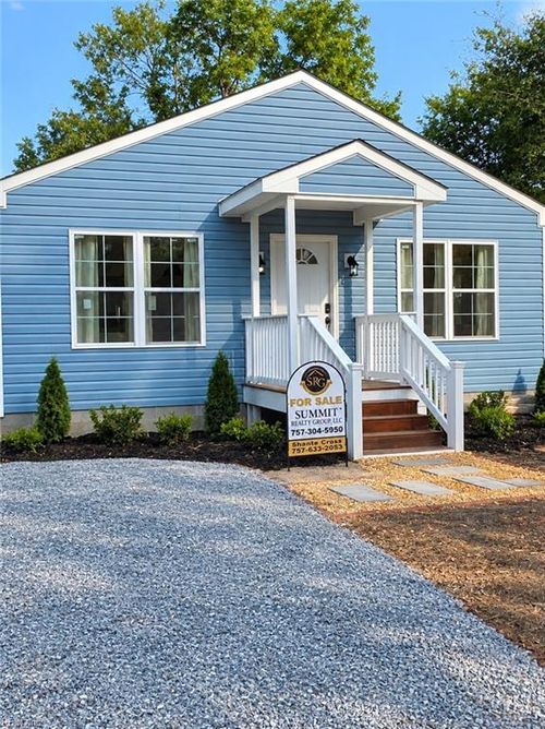 728 Halifax Street, Emporia, VA, 23847 | Card Image