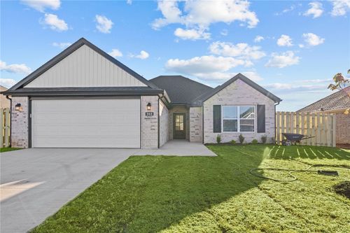 401 Smith St, West Fork, AR, 72774-0400 | Card Image